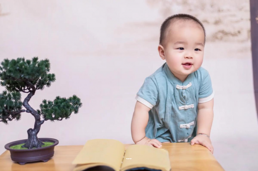 汕尾宝宝爱吐奶是什么原因